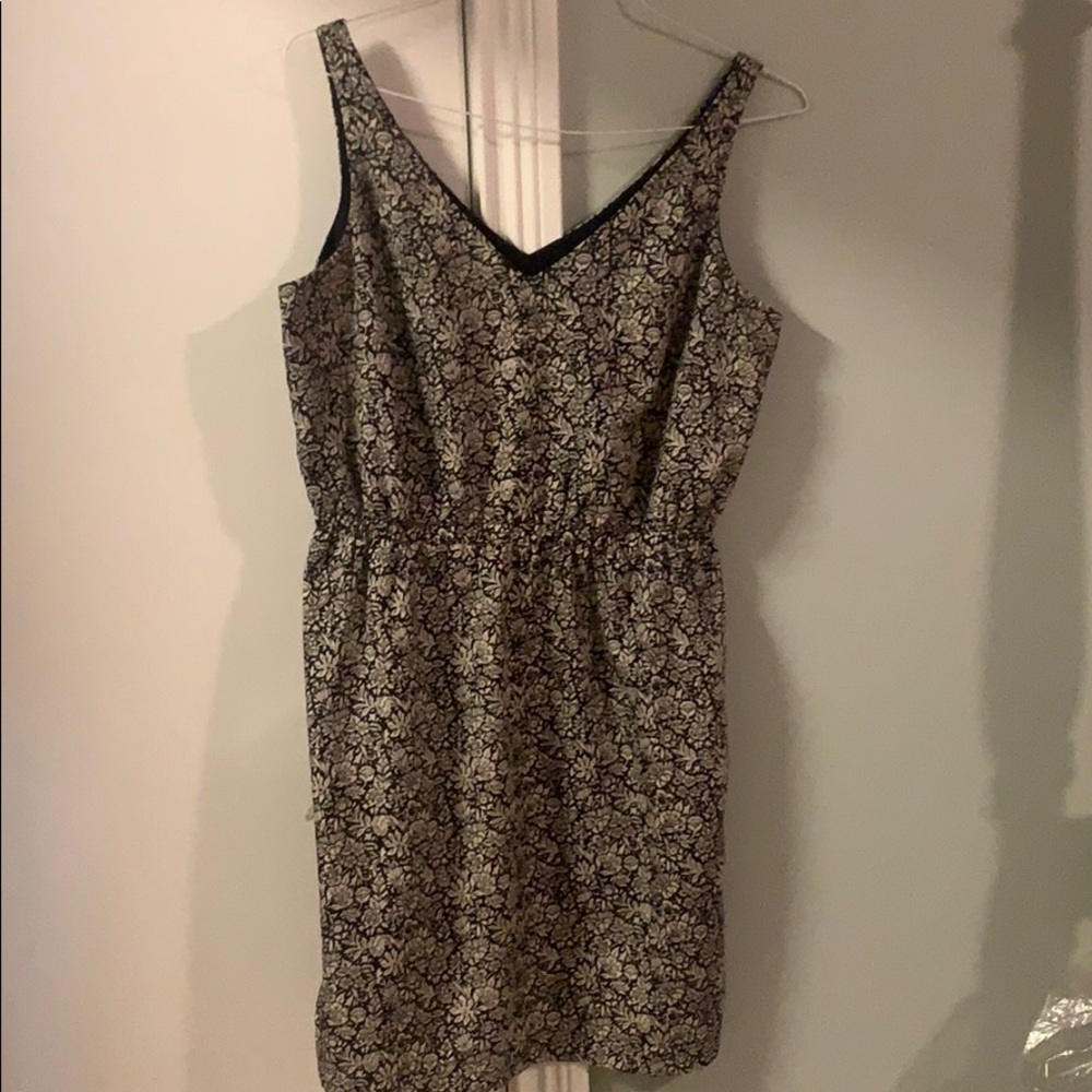 Dress barely worn